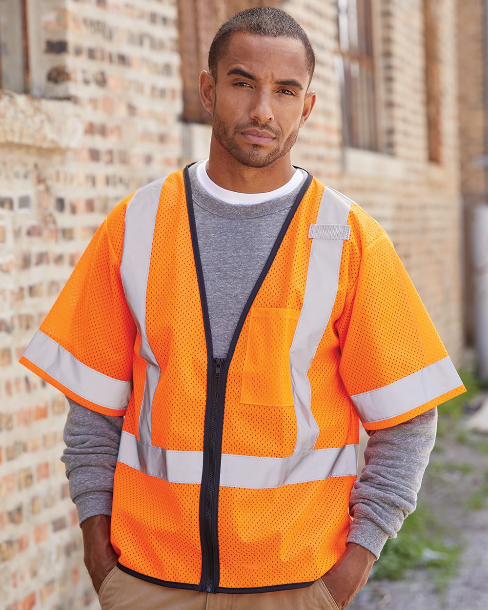 Unisex Economy Single Pocket Zipper Vest